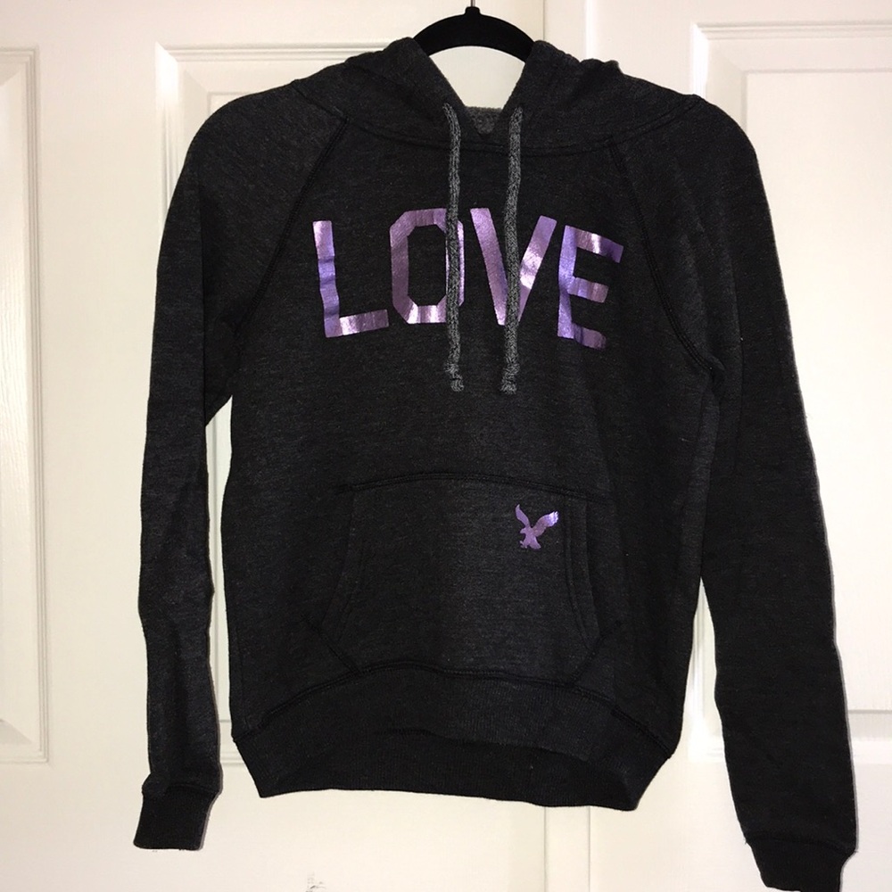 NWOT AEO American Eagle Outfitters LOVE hoodie sweater